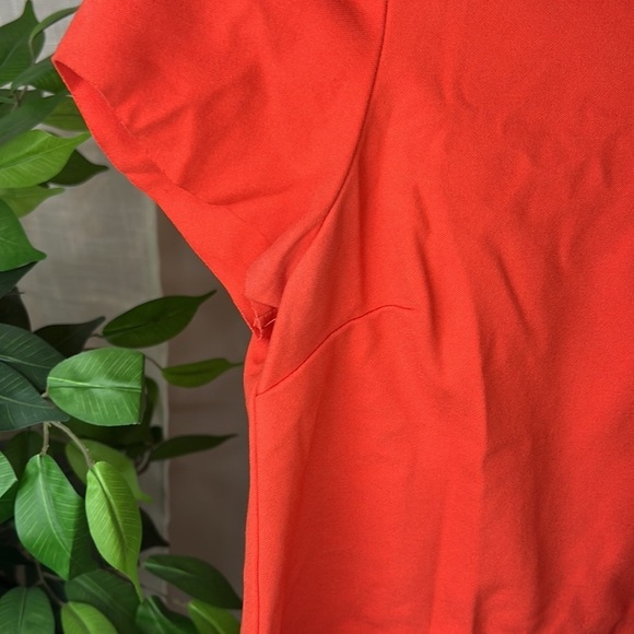 💛 SUGAR + LIPS Red Cropped Short Sleeve Blouse with Cut-out Detail Size XS - Picture 8 of 9